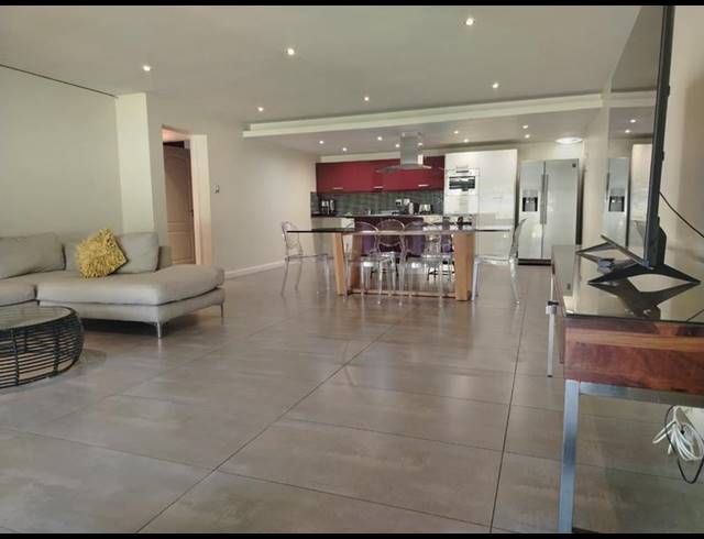 2 BEDROOM HOUSE FOR SALE IN SANDOWN